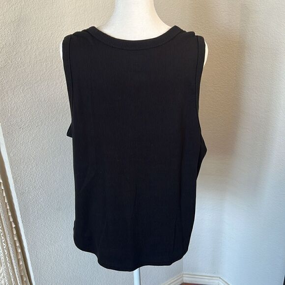 Sonoma Women's Plus Size Black Tank Top with Button Down Front ~ Size 2X - Picture 2 of 4